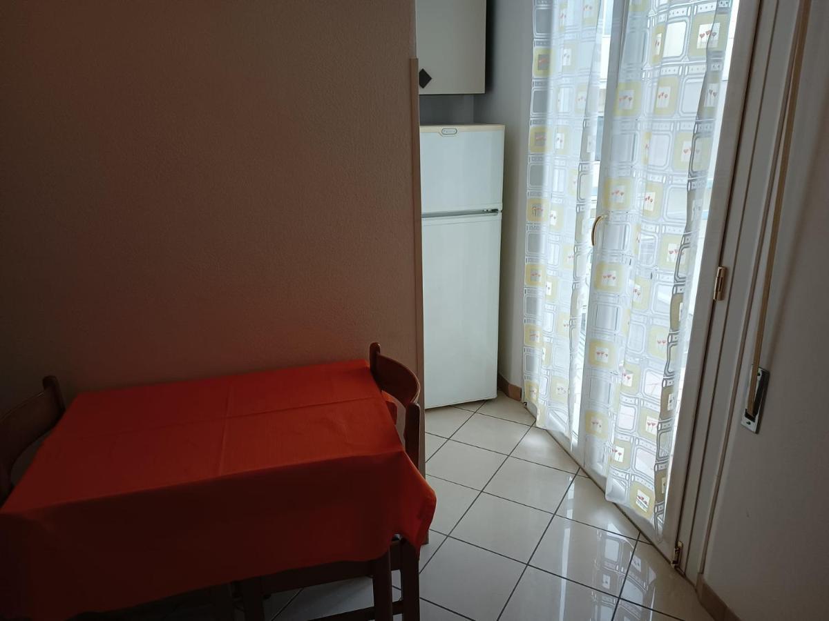 Appartamenti Carlotta Rimini Dış mekan fotoğraf